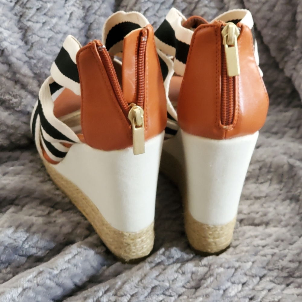 Wedges - Picture 3 of 4